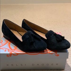 Kelsi Dagger black flat dress shoes/loafers